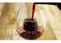 Pros and cons of stemless wine glasses