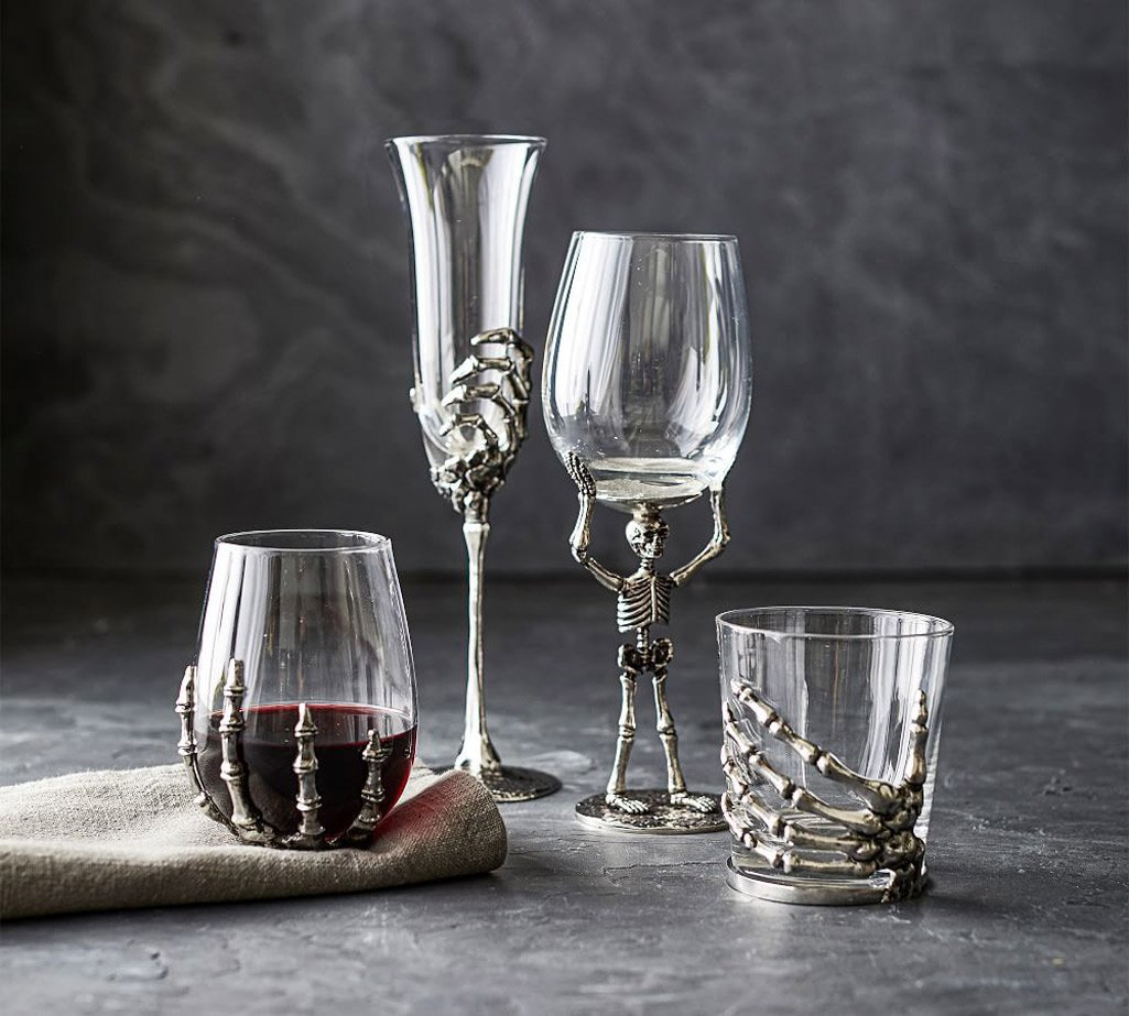 Wine glass goblet gift set custom hand painted wine glasses