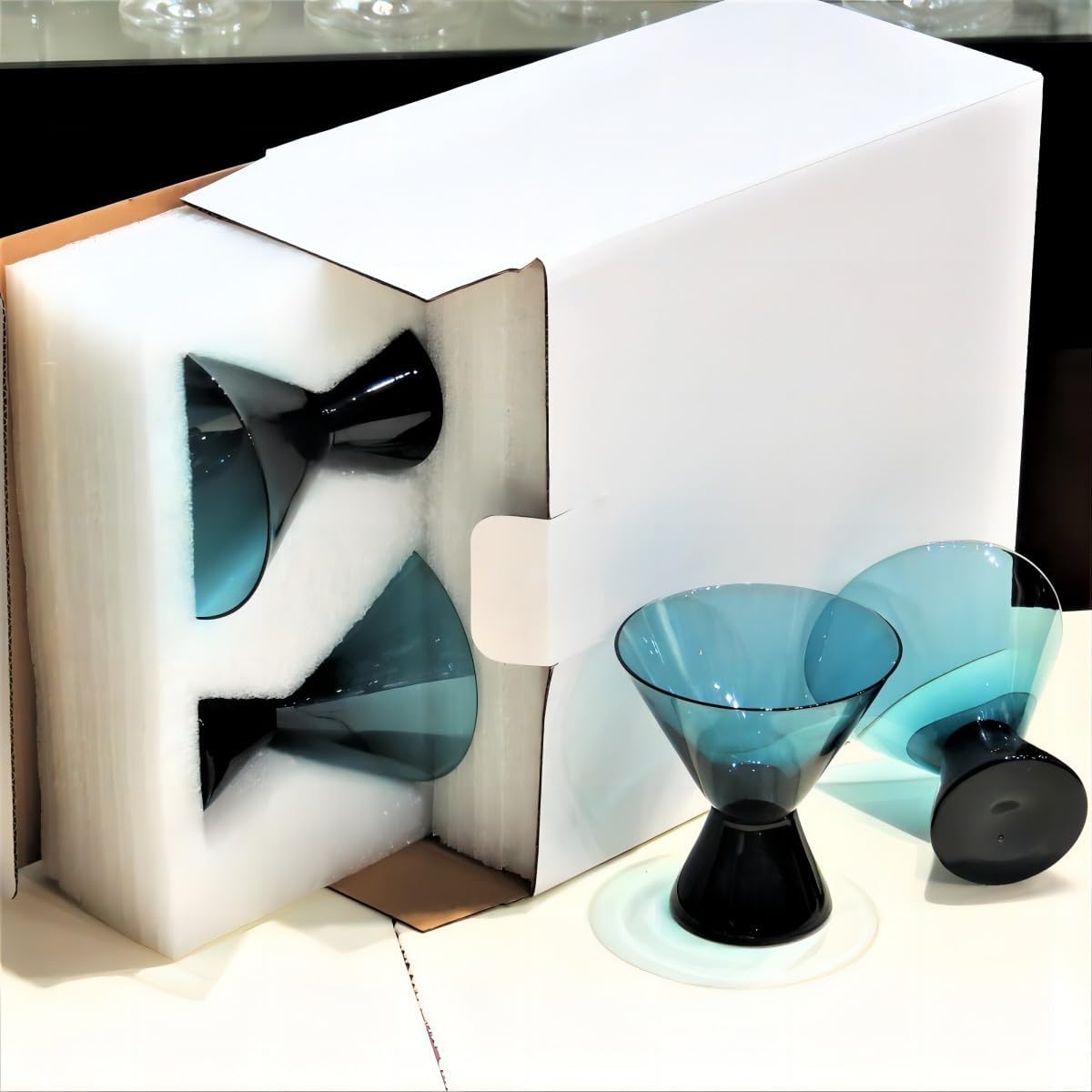 Handblown Colorful Stemless 4-Ounce Martini Glass Elegant Crystal Wine Glass Chrysanthemum Blue