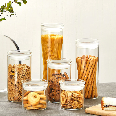 17oz Airtight Glass Jar Kitchen Storage Jar with Clear Lid Cylindrical Container with Screw Design Snack