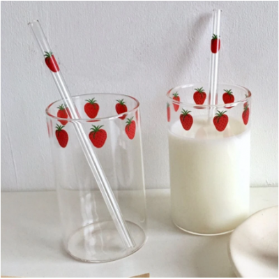 300ml High borosilicate Cute Strawberry Water Milk Drinking Glasses Cup With Straw